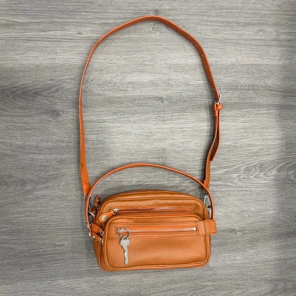 Acne Studios CAMERO PARTY SHOULDER BAG - Picture 3 of 16